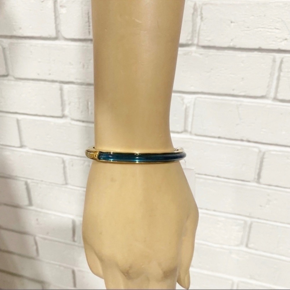 J.Crew Gold‎ Tone Teal Enamel Hinged Bangle Bracelet Push Button Clasp